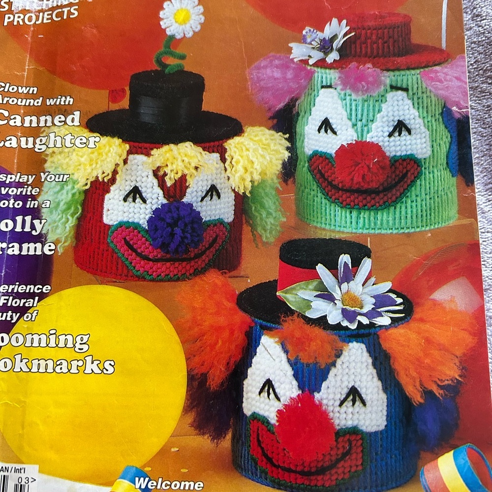 4/$50 toilet paper and Kleenex covers Colorful Clown Knit pattern magazine 🪡